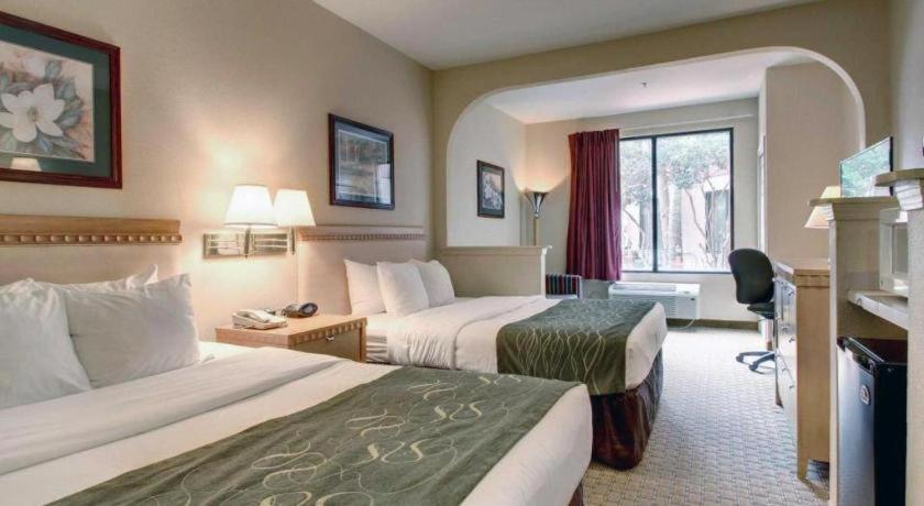 Hotel Baymont By Wyndham Laurel Exterior foto